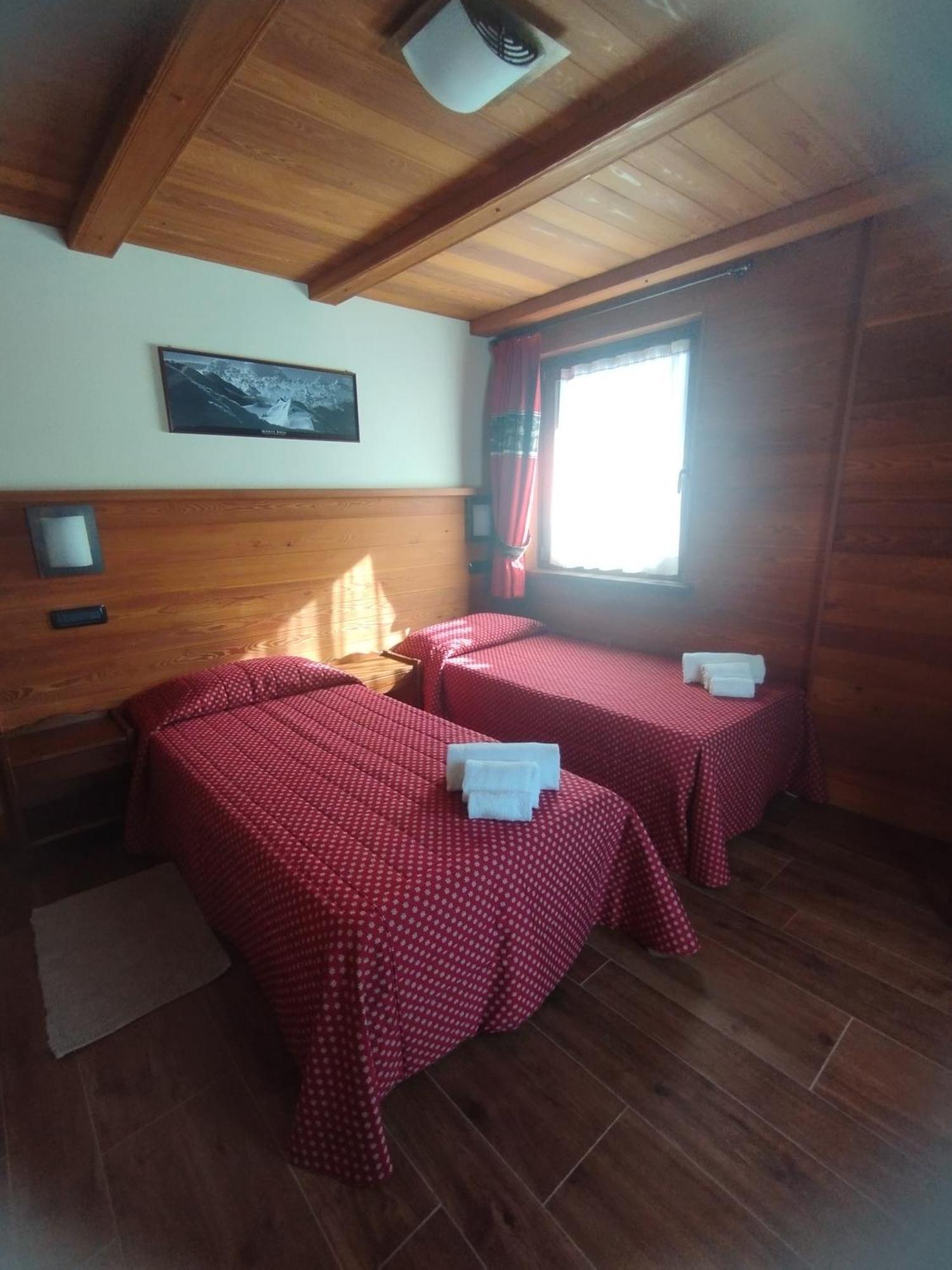 Villa Americana Chambres D'Hotes Champoluc Exterior photo
