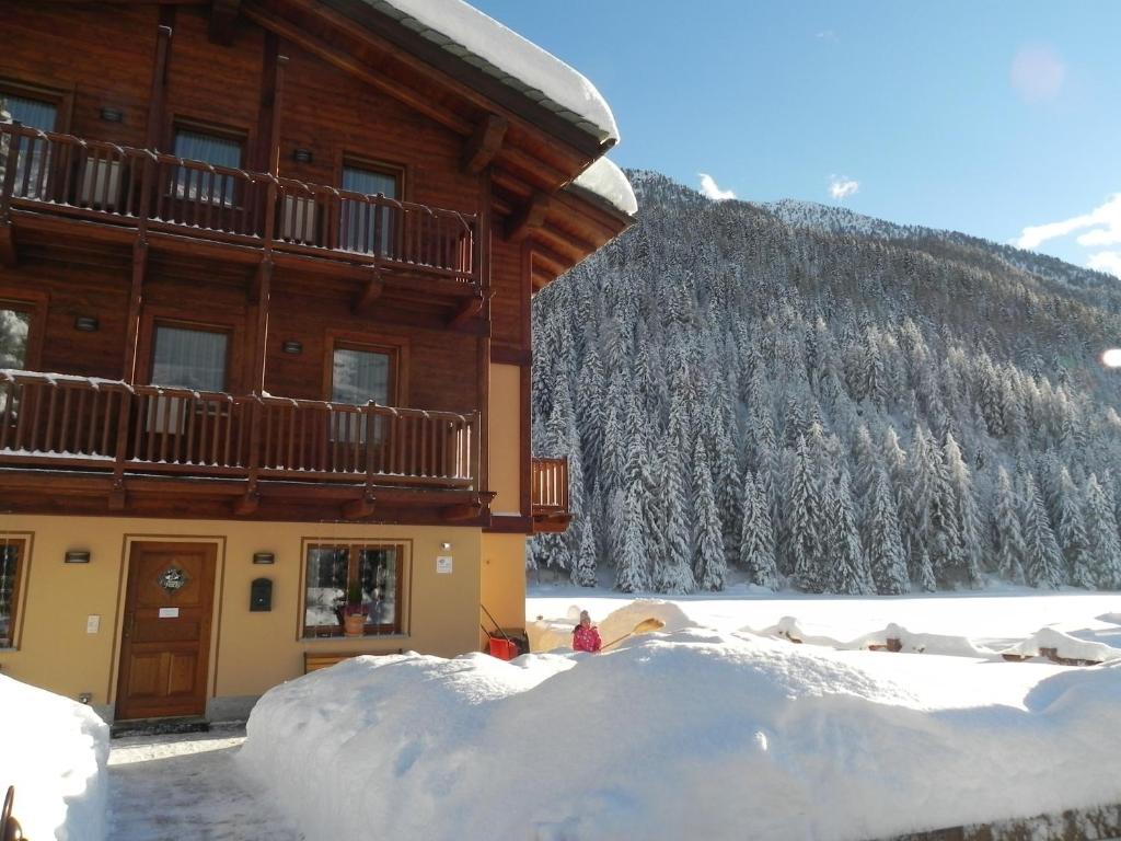 Villa Americana Chambres D'Hotes Champoluc Exterior photo