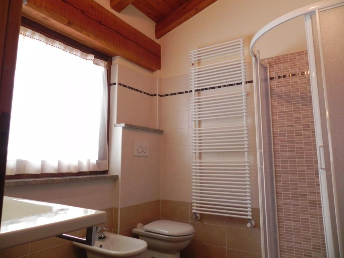 Villa Americana Chambres D'Hotes Champoluc Room photo